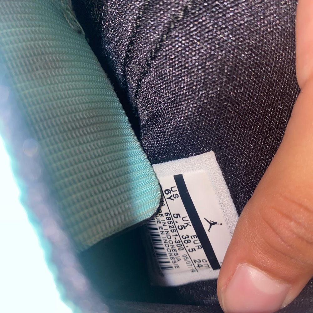 Jordan Future - image 6